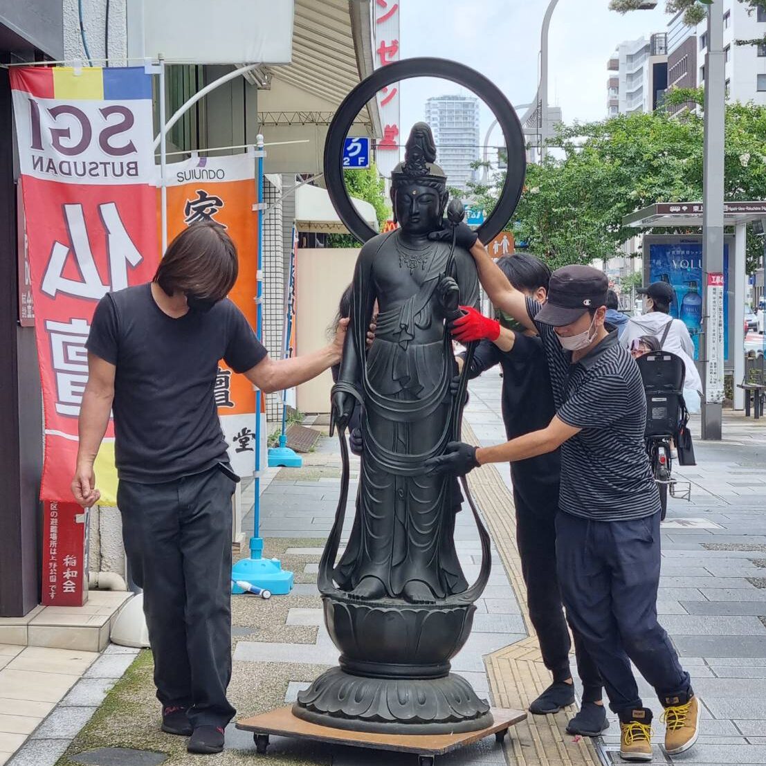 仏壇・仏具店の閉店後商品を全て買取しました【東京都】 | 閉店店舗の買取り専門