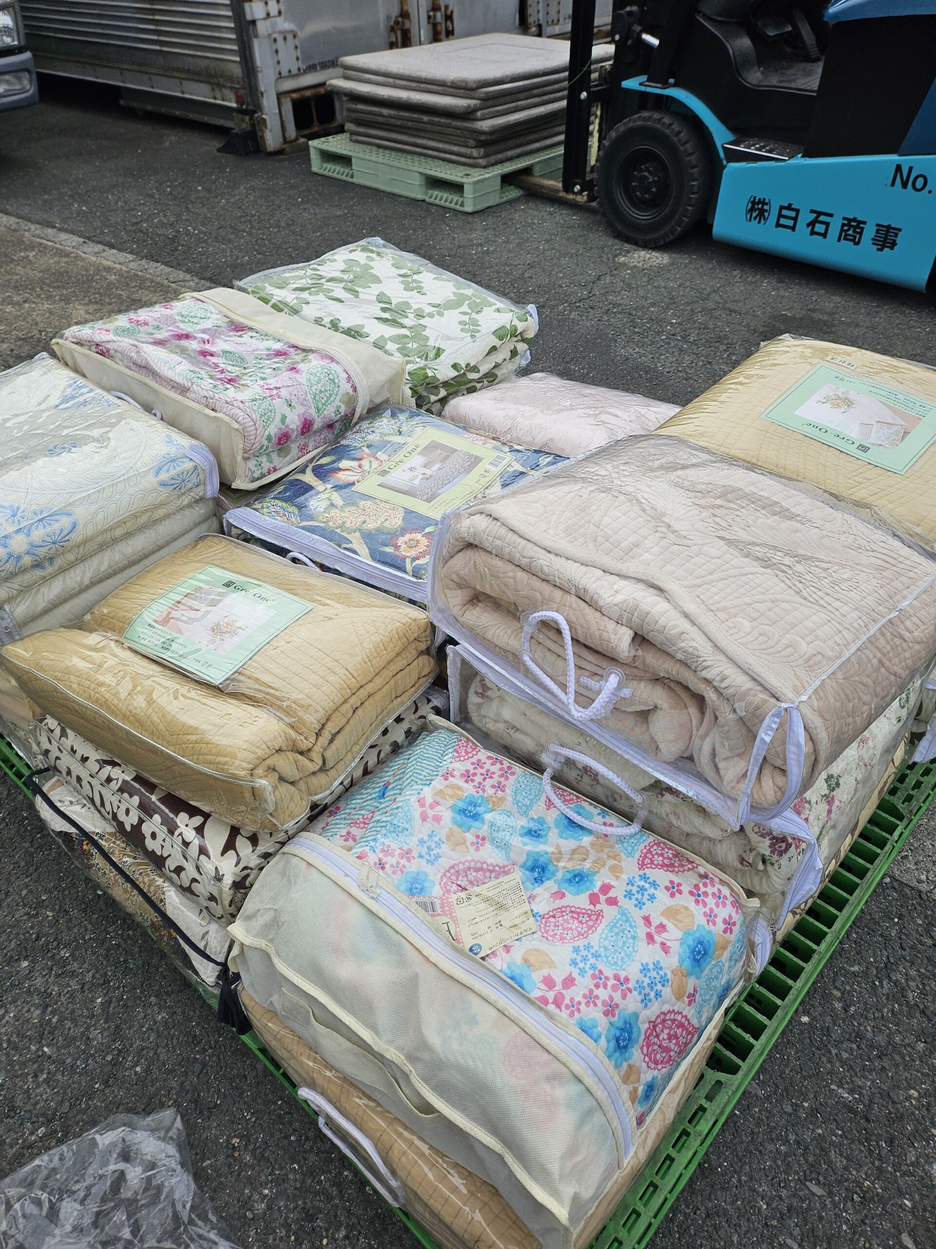 整頓された倉庫内