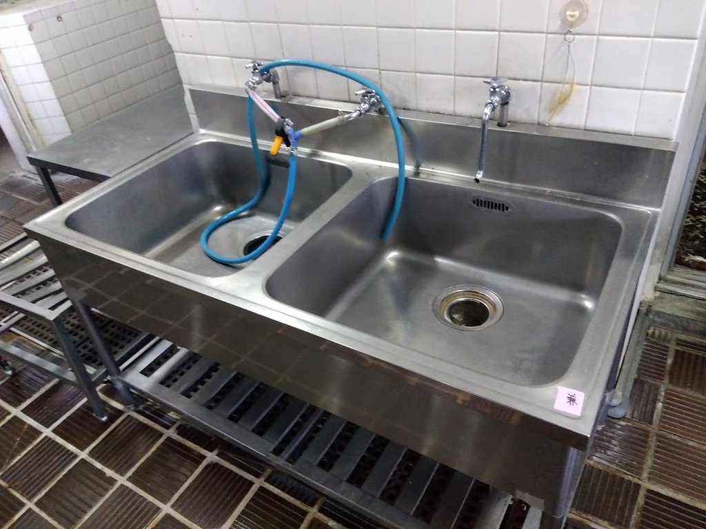 浜松市の病院様より買取したシンク