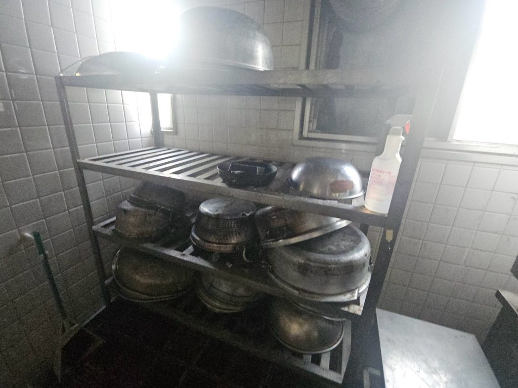 浜松市の病院様より買取した鍋の棚